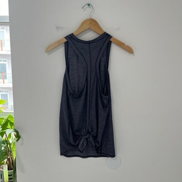 Lululemon Dark Blue Tank Size 6 - Picture 3 of 5